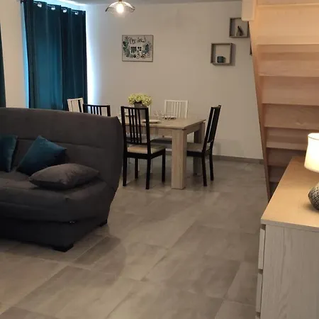 Le Poulidort Holiday home *